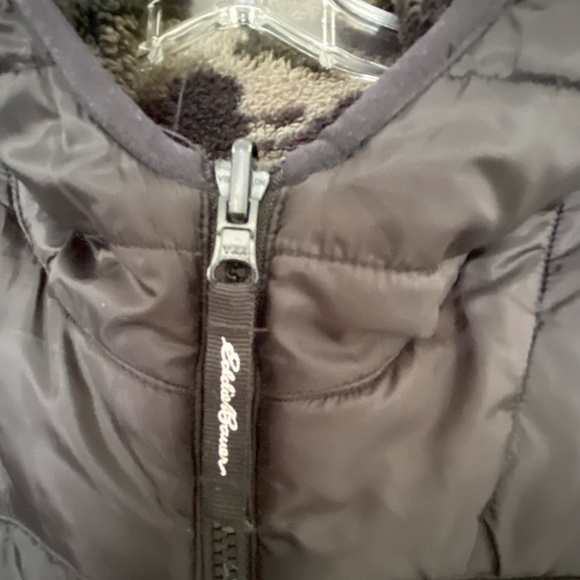 Eddie Bauer Boys 14/16 Reversible Fleece Lined Hooded Lightweight Puffer Jacket. - Picture 8 of 16